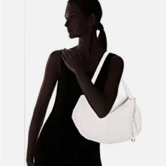 Vince Camuto leather bag - Picture 14 of 14